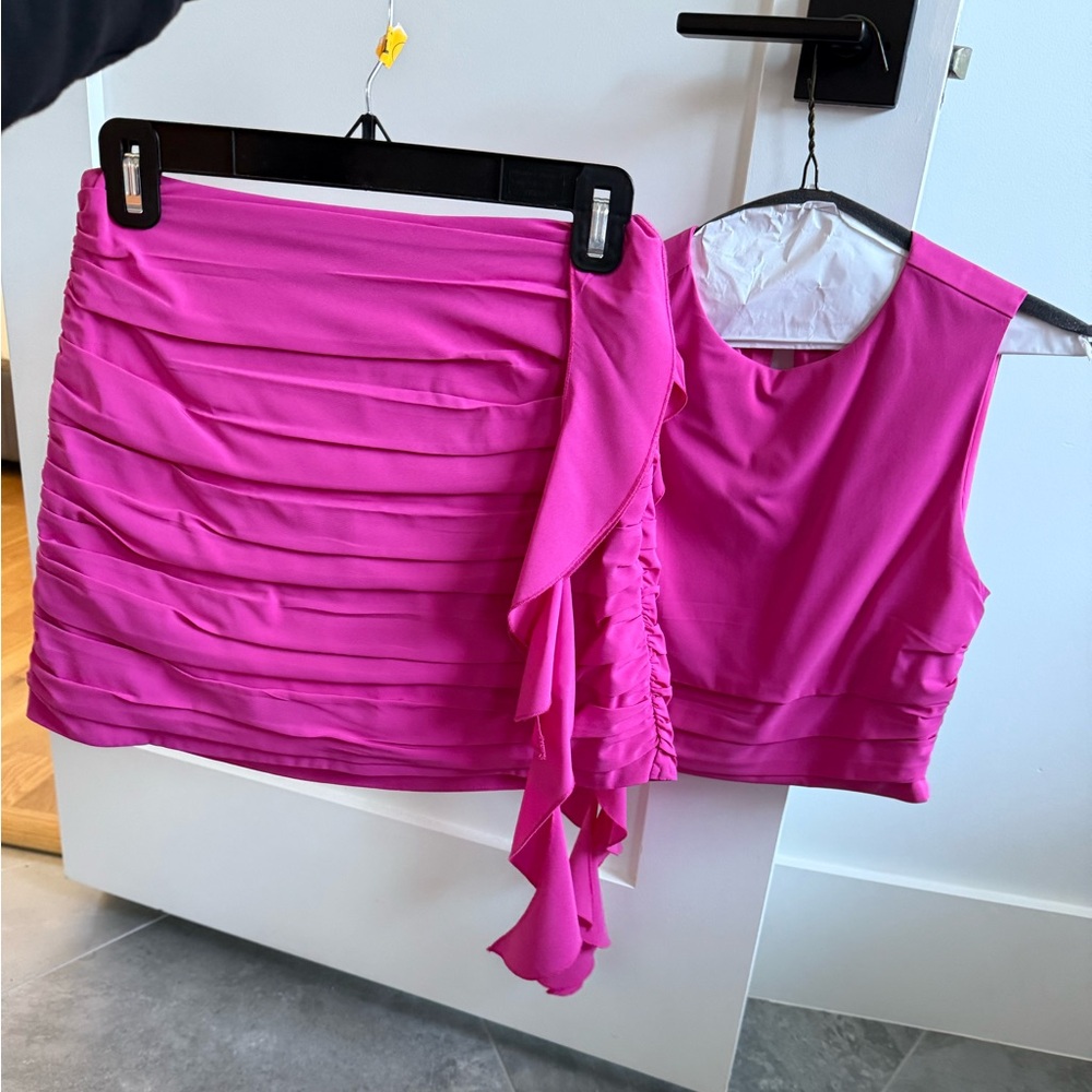 Hot pink Abercrombie skirt & top set